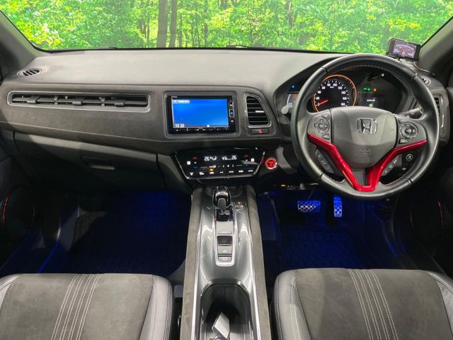 ヴェゼル1.5 ハイブリッド RS ホンダセンシング