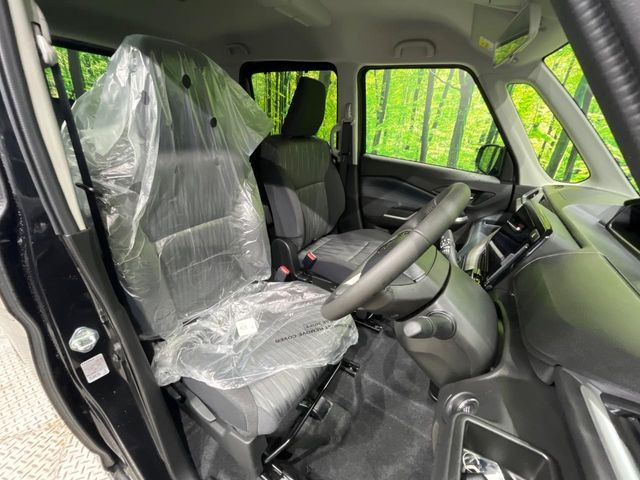 もちろん車内はキレイです♪よりクリーンな状態をキープしたいお客様には『ナノゾーンコート』がおすすめ!新型コロナウイルス対策や、除菌・消臭に効果を発揮し多くの方にご好評いただいております。