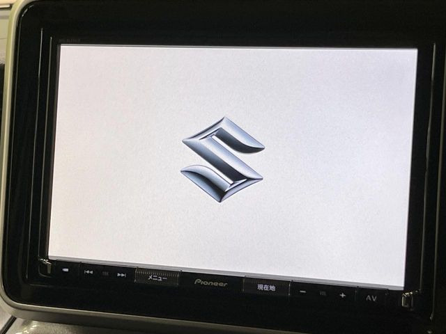 �y���ʃi�r�z�l�C�̑�^8�C���`�i�r�𑕔��B���݊��̂�����ʂ̓C���p�N�g��!�i�r���p���̃}�b�v�\���͌��₷���A�e���r��DVD�͗Տꊴ���A�b�v!�����̃h���C�u���O�b�Ɗy�����Ȃ�܂���