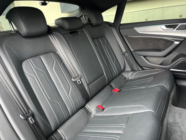 �����:��l����Ԃ��Ă��������������Ȃ��قǁA�������L�X���Ă���܂��B