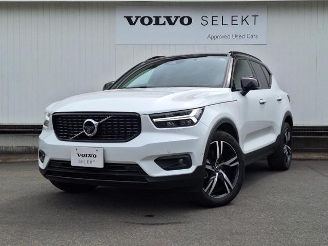 XC40B4 AWD Rデザイン 4WD