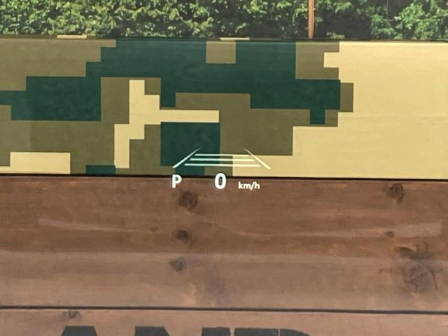 �y�w�b�h�A�b�v�f�B�X�v���C�z���݂̑��x�⑖�s�����f�W�^���\���ŉ^�]�ȑO���̃K���X�ɓ��e!�^�]���A�ڐ������炳���K�v�ȏ����m�F�ł���̂łƂ��Ă��֗��ň��S!