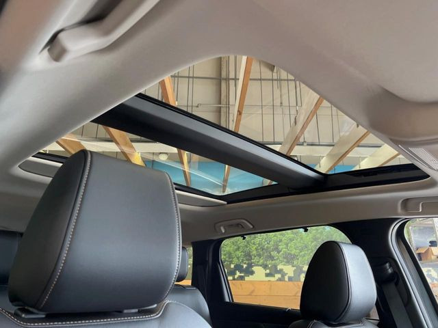 �y�p�m���}���[�t�z��^�̃K���X���[�t���ڂŎԓ��̉��������C�ɃA�b�v!�J���I�ȃh���C�u�����y���݂��������܂��B