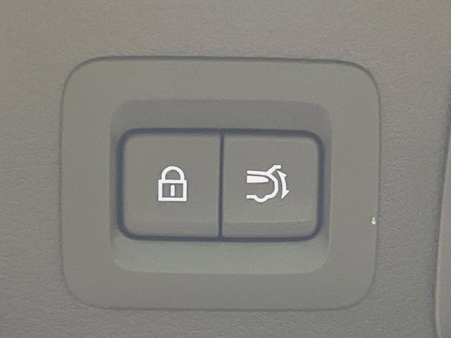 �y�p���[�o�b�N�h�A�z�X�}�[�g�L�[��^�]�Ȃ̃{�^�������������Ń��A�Q�[�g�������ŊJ���܂�!�ו��������Ă��鎞��A�����ʒu�ɂ���o�b�N�h�A��߂�ۂɕ֗��ȋ@�\�ł���