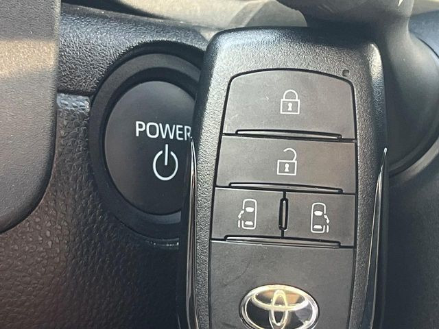 �y�X�}�[�g�L�[�z�J�o����|�P�b�g�ɓ��ꂽ�܂܂ł��h�A�̎{���E�������\�ȃX�}�[�g�L�[�𑕔��B�G���W���̃I���E�I�t�����J�M�����o���K�v����������Ƃ��Ă��֗��ł���