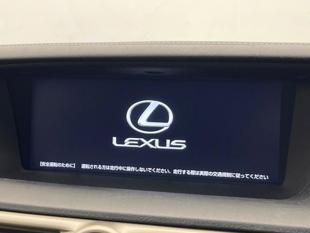 �y���[�J�[�����i�r�z�C���e���A�ɗn�����ރX�^�C���b�V���ȁu��p�݌v�v���[�J�[�i�r�𑕔��􎋔F���⑀�쐫�ȂǊ�{���\�ɂ��D��A���㎿�ȃJ�[���C�t�����y���݂��������܂��B