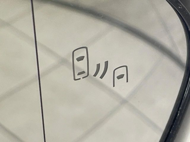 �y�u���C���h�X�|�b�g���j�^�[�z���s���A�h�A�~���[�̎��p�ɂȂ�₷���ӏ��Ɍ㑱�Ԃ��ڋ߂���ƃT�C�h�~���[�̃����Y�Ɍx����\��!�h���C�o�[�ɒ��ӊ��N�����Ă���܂��B