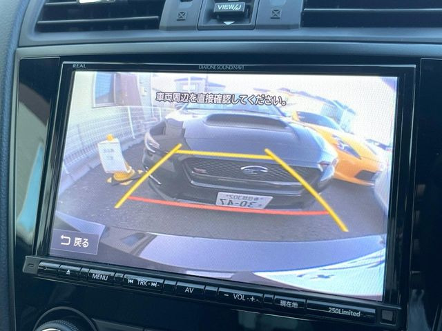 �y�t�����g&�T�C�h&�o�b�N�J�����z�h���C�o�[���猩�ɂ������p�������f���Ŋm�F�ł���J�������e���ɑ����B���ʂ��������Ȃ��ꏊ��Z��W�n�Ȃǂ��^�]���邱�Ƃ������l�ɂ������߂̈��S�����ł��B