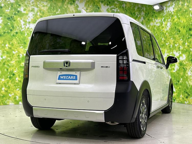 フリード1.5 ハイブリッド クロスター