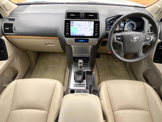 ランドクルーザープラド2.7 TX Lパッケージ マットブラック エディション 4WD