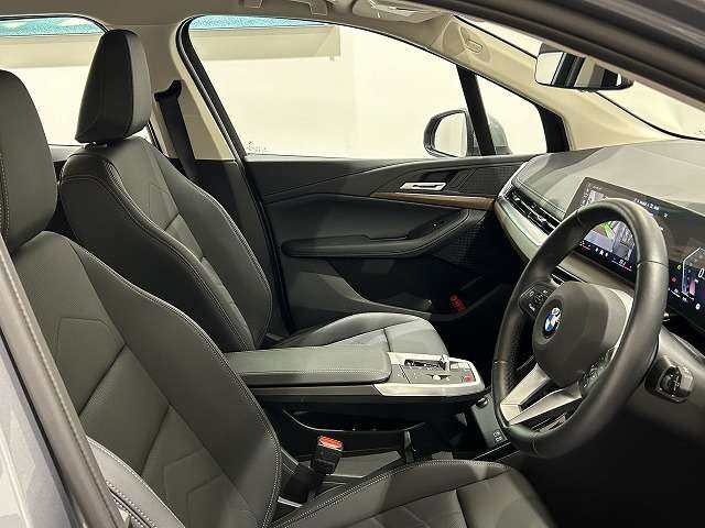 2シリーズアクティブツアラー218i