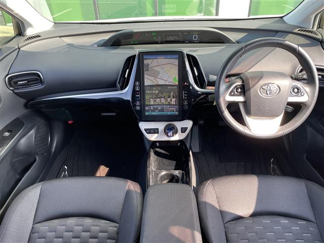 プリウスPHV1.8 A