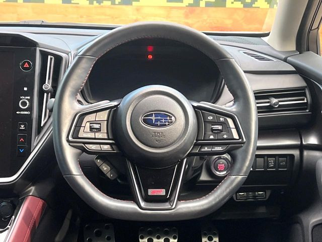 �y�����v�����X�e�A�����O�z�㎿�Ȋv���g�p���邱�ƂŁA��ɂ����������݂ƂĂ��^�]���₷���n���h���ł���