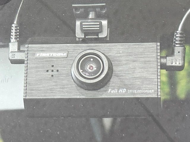 �y�h���C�u���R�[�_�[�z�h���C�u���R�[�_�[����!���s���͂������A������^�]�⎖�̂ɑ��������ہA�f���ŋL�^���A����̃��X�N�ɔ����܂��B���L�^�pSD�J�[�h�͂��q�l�����g�ł��������������K�v������܂��B