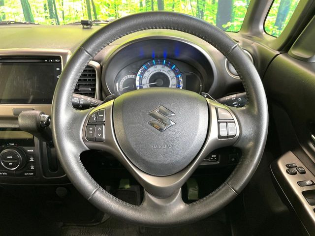 �y�����v�����X�e�A�����O�z�㎿�Ȋv���g�p���邱�ƂŁA��ɂ����������݂ƂĂ��^�]���₷���n���h���ł���