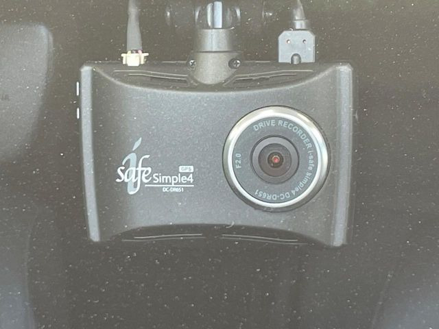 �y�h���C�u���R�[�_�[�z�h���C�u���R�[�_�[����!���s���͂������A������^�]�⎖�̂ɑ��������ہA�f���ŋL�^���A����̃��X�N�ɔ����܂��B���L�^�pSD�J�[�h�͂��q�l�����g�ł��������������K�v������܂��B