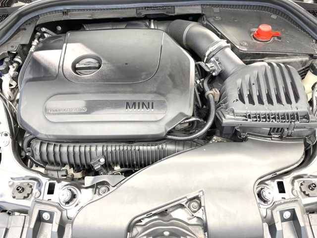 �����X�ł́A�e���[�J�[�̐�p�f�f�e�X�^�[�𓱓��B���Ǝ��i�����e�N�j�J���X�^�b�t���풓���Ă���܂��̂ŁA������̍ۂɂ����S���Ă����p���������܂��B