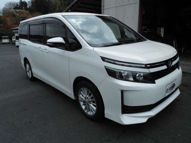 ヴォクシー2.0 X