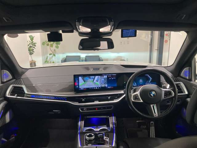 X7M60i xドライブ 4WD