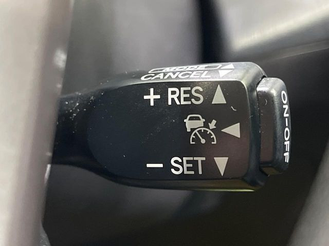 �y���[�_�[�N���[�Y�R���g���[���z�������H�ł̒��������s���y��!!�����ő��x��ۂN���[�Y�R���g���[�����A�Փˌy���V�X�e���ƘA�g���A�O���̎ԗ������m���ĎԊԂ�ۂ悤�ɑ��x���߂��Ă���܂�!!