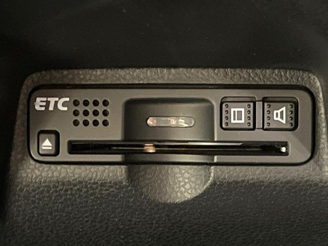 【ETC】高速道路の料金所をストレスなく通過!話題のスポットやサービスエリアに多い「スマートIC」利用時は必須のアイテムです。当店でセットアップを実施、ご納車当日からすぐにご利用いただけます!