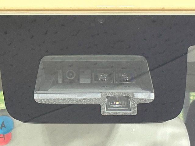 �y�X�Y�L �Z�[�t�e�B�T�|�[�g�z���s���ɑO���̎ԗ�����F�����A�Փ˂������Ȏ��͌x��ƃu���[�L�ŏՓˉ���Ɣ�Q�y�����A�V�X�g�B�����S�Ƀh���C�u�����y���݂��������܂��B