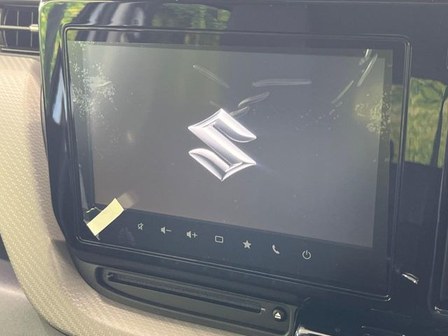 【純正9型ナビ】人気の純正ナビを装備。オーディオ機能も充実しており、Bluetooth接続すればお持ちのスマホやMP3プレイヤーの音楽を再生可能!毎日の運転がさらに楽しくなります!!