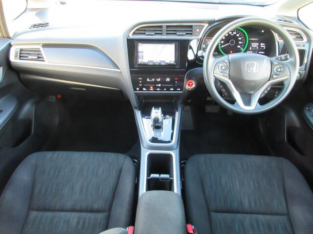 シャトル1.5 ハイブリッド ホンダセンシング 4WD