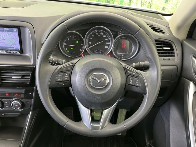 �y�����v�����X�e�A�����O�z�㎿�Ȋv���g�p���邱�ƂŁA��ɂ����������݂ƂĂ��^�]���₷���n���h���ł���