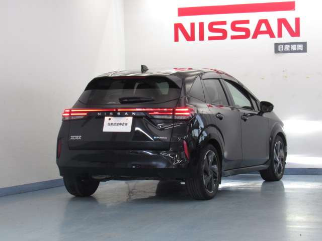 ノートオーラ1.2 G レザーエディション