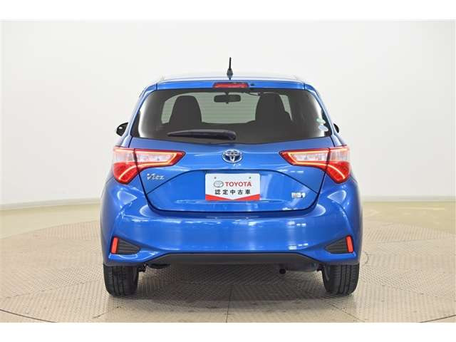 ヴィッツ1.5 ハイブリッド F