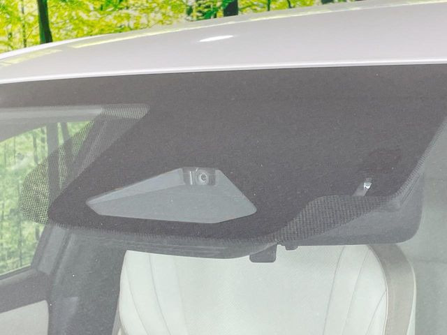 �y�g���^�Z�[�t�e�B�Z���X�z���s���ɑO���̎ԗ�����F�����A�Փ˂������Ȏ��͌x��ƃu���[�L�ŏՓˉ���Ɣ�Q�y�����A�V�X�g�B�����S�Ƀh���C�u�����y���݂��������܂��B