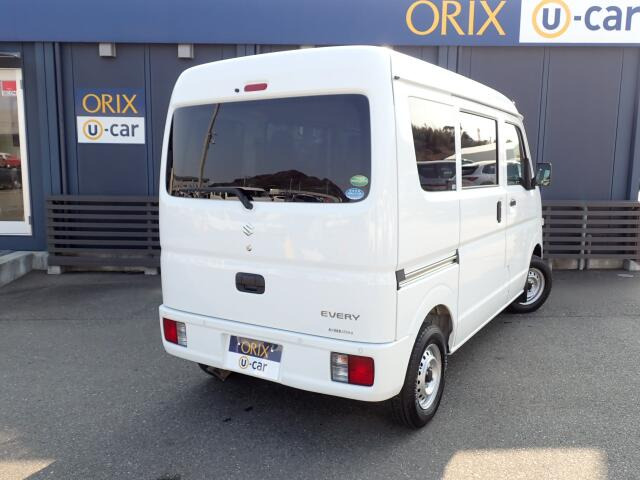 �����r���[�̉摜�ɂȂ�܂��B�I���b�N�X�F�蒆�ÎԂɂ́A���w��������S���Ă���肢���������߂ɁA�Ǝ��́u�I���b�N�X�F�蒆�Îԕۏ؁v�����t�����Ă��܂��B