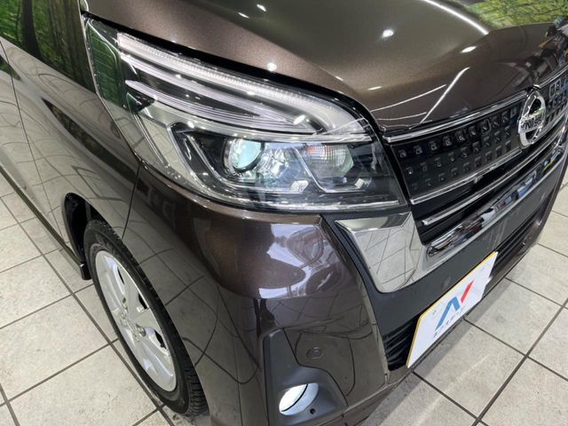 �yLED�w�b�h���C�g�z���V����ԑ��s�����ǍD�Ȏ��E���m�ۂ����S���ĉ^�]�ł��鍂�P�xLED�w�b�h���C�g�𑕔�!�_�����x�������A����d�͂��}�����Ă��܂��B