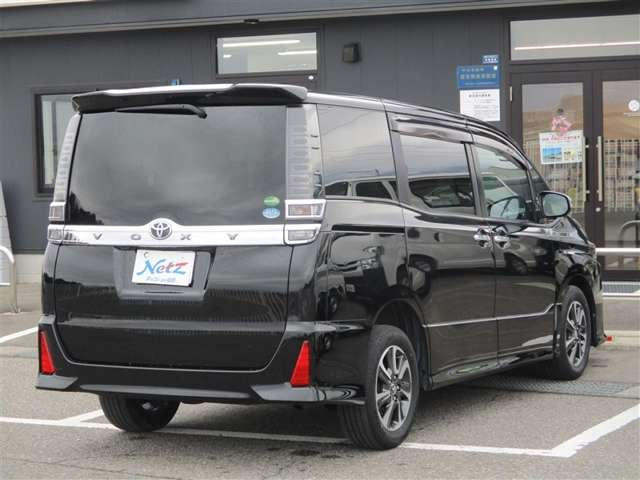 ヴォクシー2.0 ZS 煌 4WD