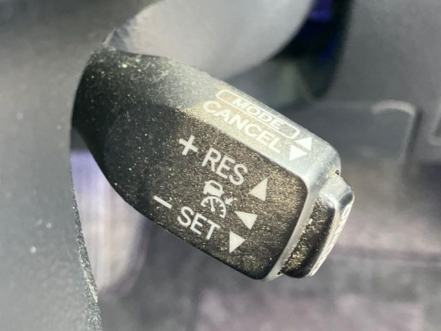 �y���[�_�[�N���[�Y�R���g���[���z�������H�ł̒��������s���y��!!�����ő��x��ۂN���[�Y�R���g���[�����A�Փˌy���V�X�e���ƘA�g���A�O���̎ԗ������m���ĎԊԂ�ۂ悤�ɑ��x���߂��Ă���܂�!!