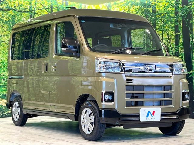 高透明度のガラス皮膜で撥水はもちろん、上質なツヤ・光沢を実現。紫外線や酸性雨から大切な愛車を保護し、色あせ・劣化を防止。「弾スプラッシュコート」、「弾プリミッサコート」からお選びいただけます。