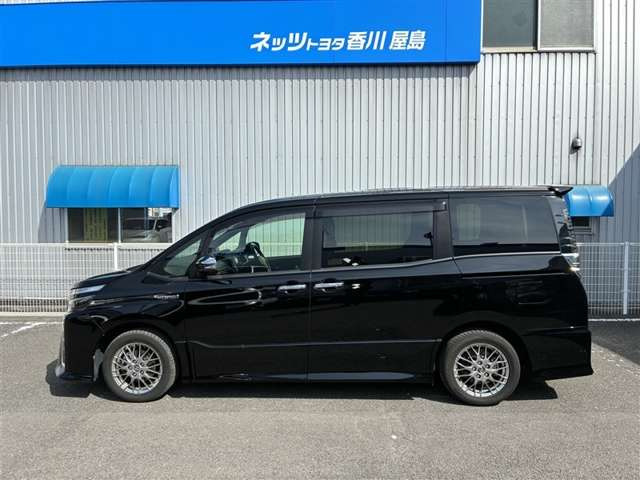 ヴォクシー1.8 ハイブリッド ZS 煌