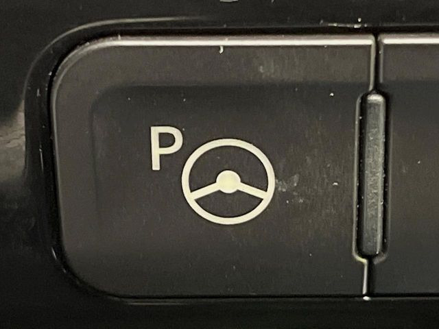 �y�V���v���C���e���W�F���g�p�[�L���O�A�V�X�g�z���ԃX�y�[�X�����m���A�X���[�Y�Ȓ��Ԃ��A�V�X�g�B�����X�y�[�X�ւ̒��ԂȂǁA���ԂɎ��M�̖������ɂ������߂̋@�\�ł���