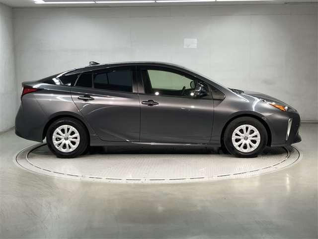 プリウス1.8 S セーフティ プラスII