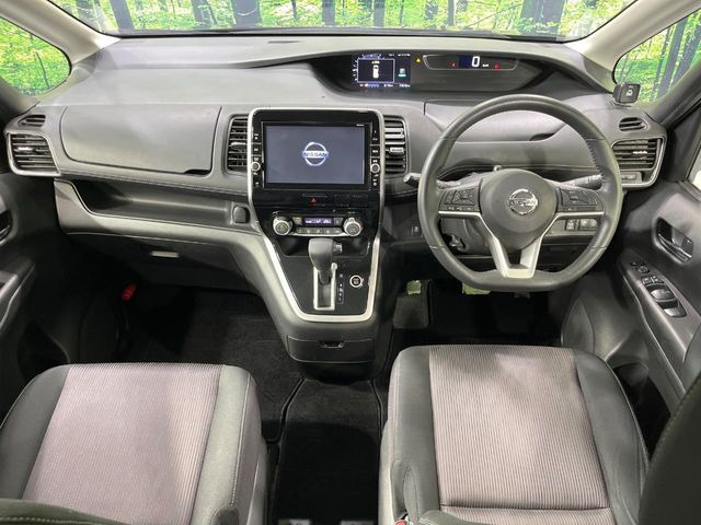 セレナ2.0 ハイウェイスター Vセレクション