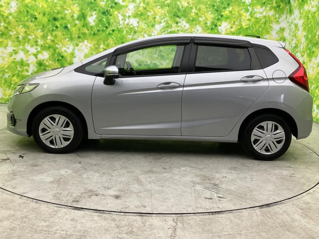 フィット1.3 13G F