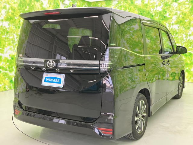 ヴォクシー2.0 S-Z