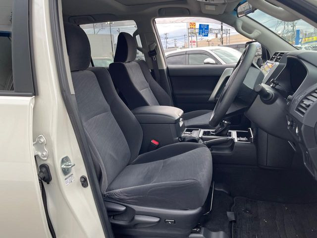 �^�]�Ȃ܂��ɂ͏\���ȃX�y�[�X������A�啿�ȕ��ł��������^�]���Ă�����������ł��B