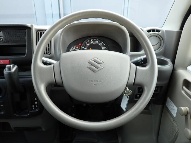 �X�e�A�����O�͂ƂĂ����ꂢ�ȏ�Ԃł��B