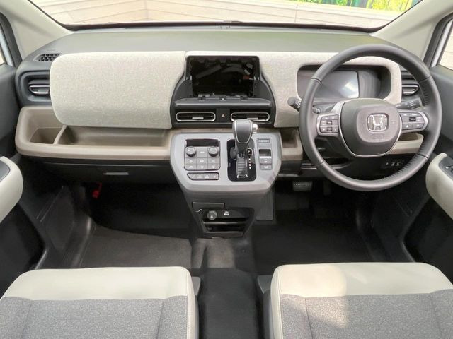 フリード1.5 e:HEV エアー EX