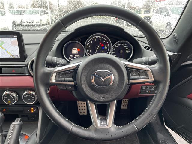 ロードスターRF2.0 VS バーガンディ― セレクション