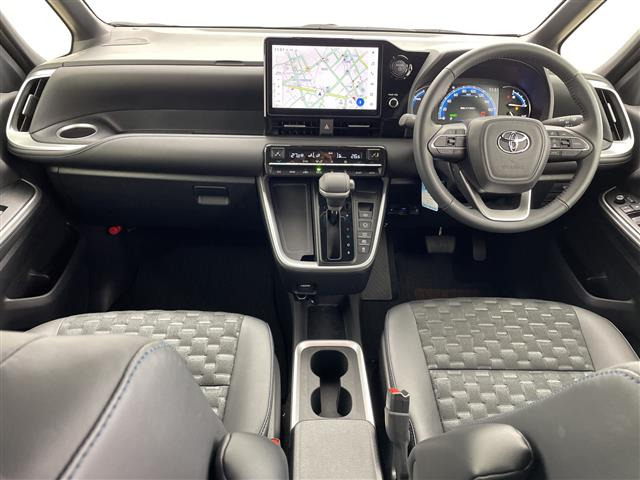 ヴォクシー1.8 ハイブリッド S-Z