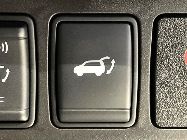 �y�p���[�o�b�N�h�A�z�X�}�[�g�L�[��^�]�Ȃ̃{�^�������������Ń��A�Q�[�g�������ŊJ���܂�!�ו��������Ă��鎞��A�����ʒu�ɂ���o�b�N�h�A��߂�ۂɕ֗��ȋ@�\�ł���