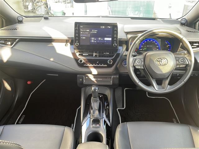 カローラツーリング1.8 ハイブリッド W×B